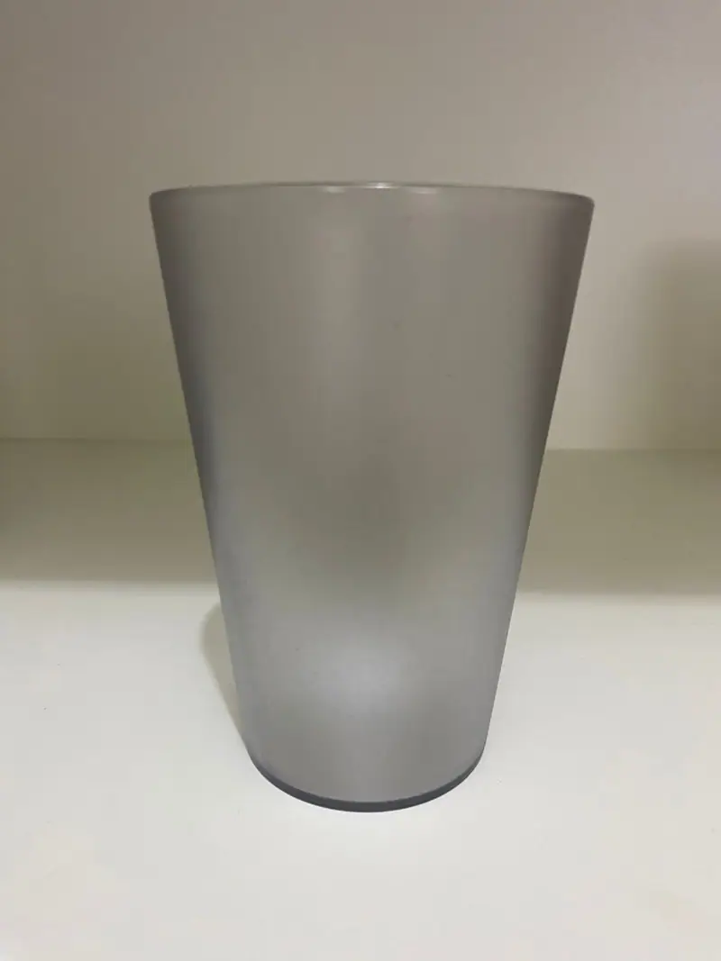 Plastic part produced by the mold for a cup with a 40 g part