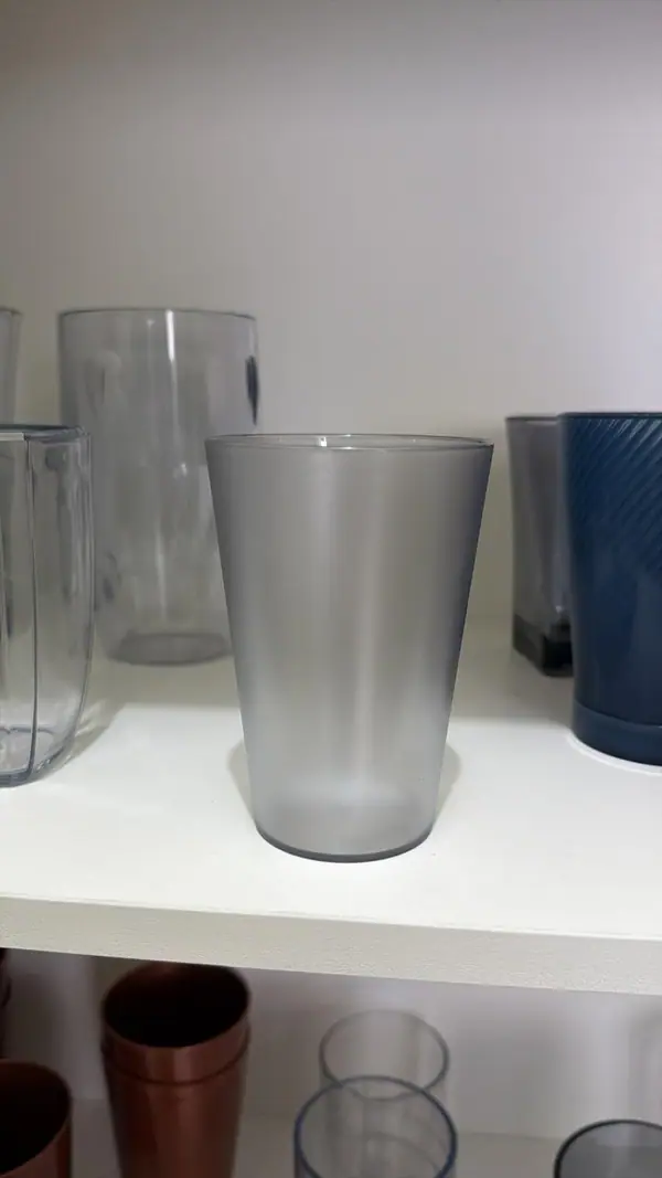 Plastic part injected from the mold for a cup with a 40 g part — detail 3