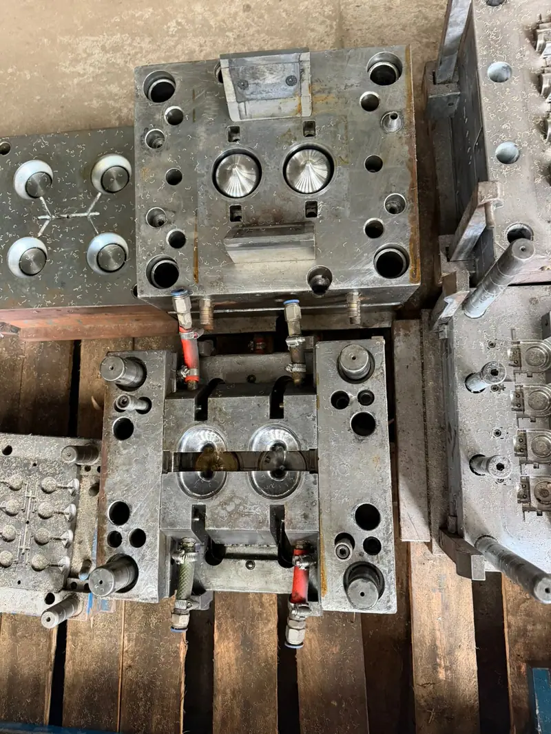 Detail of the injection mold for a 300 ml goblet in the 3WS Moldes stock