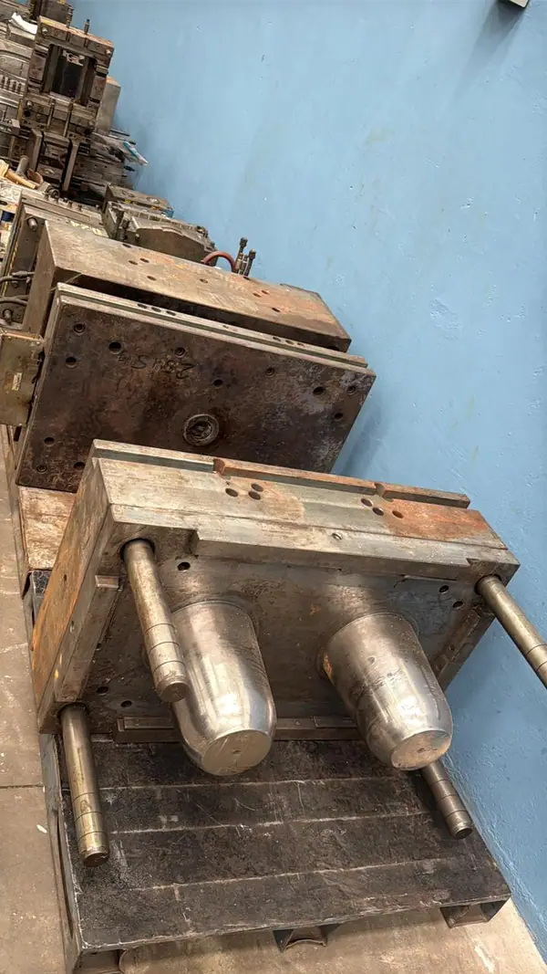 Molde de inyección para macetas, cubos y cestos — artículo 2 del acervo de 3WS